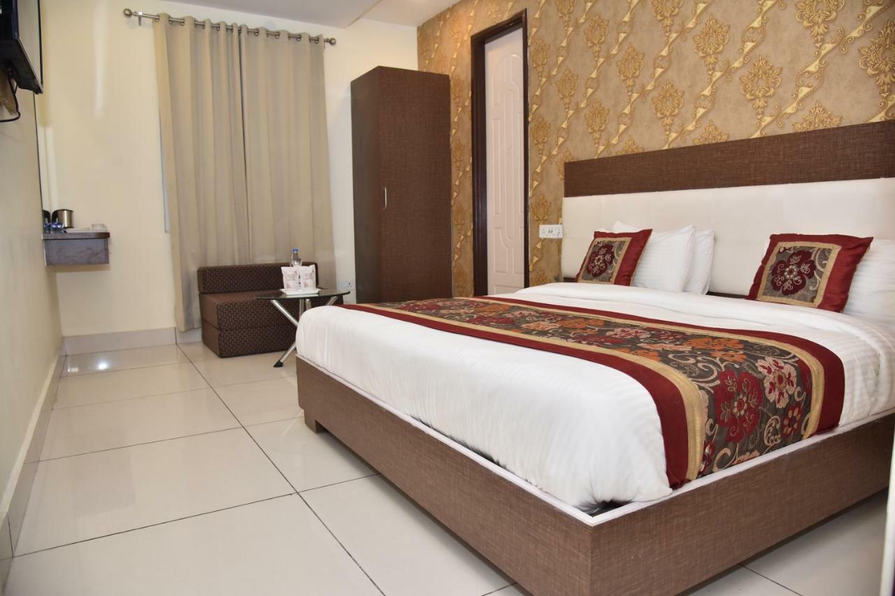 Hotel Oscar Amritsar Exterior foto